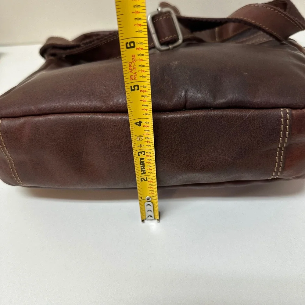 Jack Georges Brown Leather Slim Crossbody Messenger Bag Zip Top Adjustable Strap